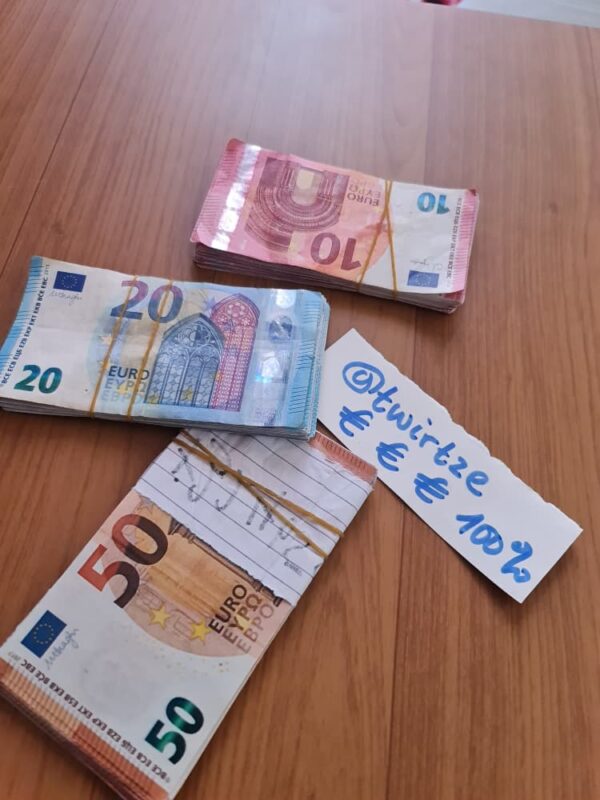 Fake Replica Euro Novelty | For Movies, Advertising, Play, Party, Supreme, Gun, Fancy Dress, Casino Games
